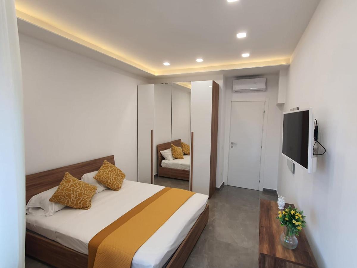 Deviveschi Guest House Castellammare di Stabia Exterior photo